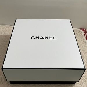Chanel EMPTY Gift box